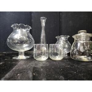 Princess House Exclusive Etched Glass Pedestal Vase